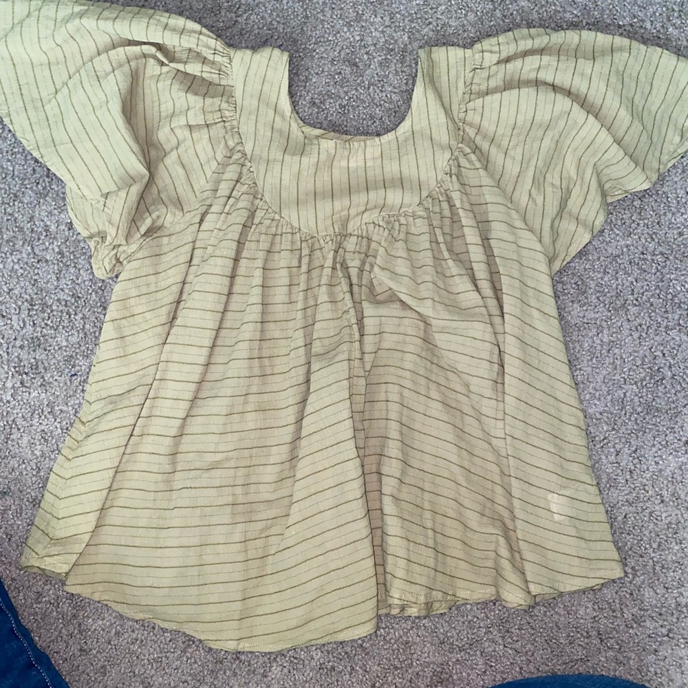 Universal thread top